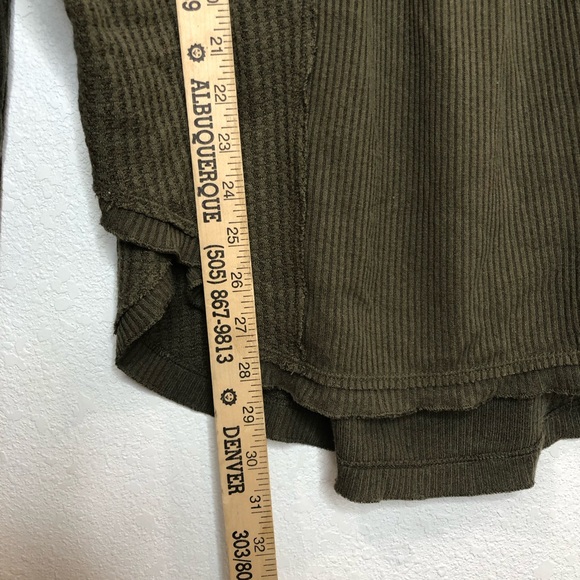 Free People Leo Henley Top Long Sleeve Waffle Knit Top Army Green Size Small - Picture 11 of 15